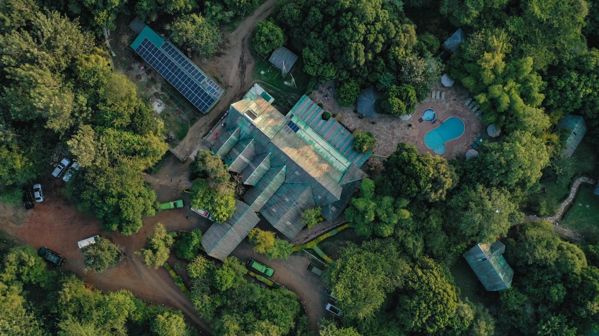 Sentrim Mara Lodge Ololaimutiek Exteriör bild