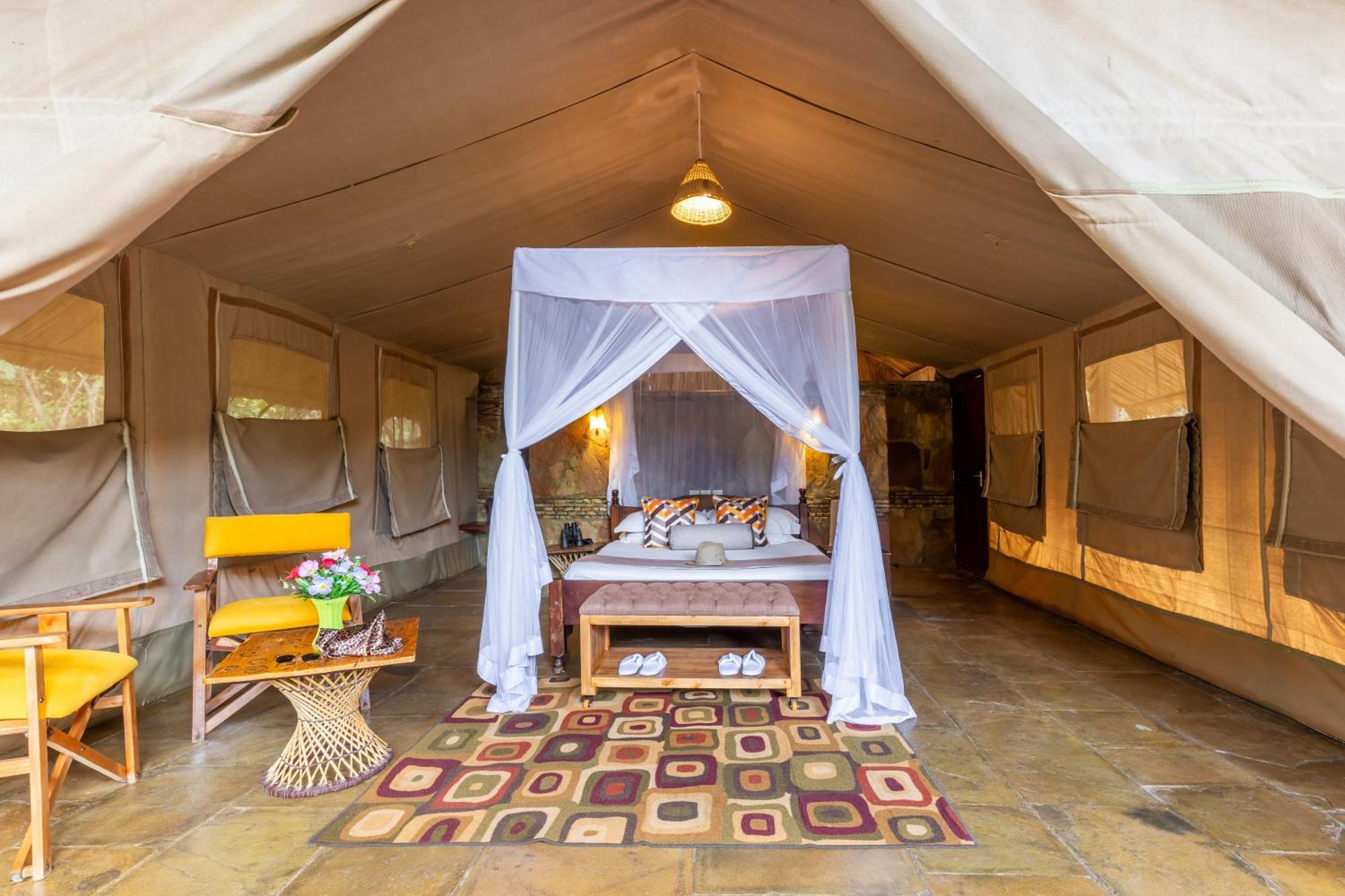 Sentrim Mara Lodge Ololaimutiek Exteriör bild